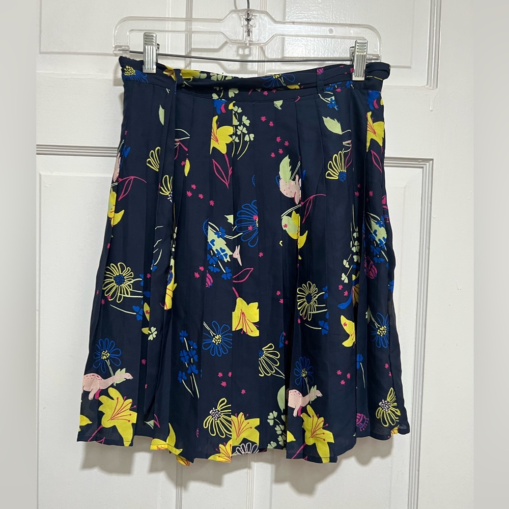 NEW ModCloth Women’s Floral‎ Skirt Dinosaur Size 8 - Picture 2 of 5